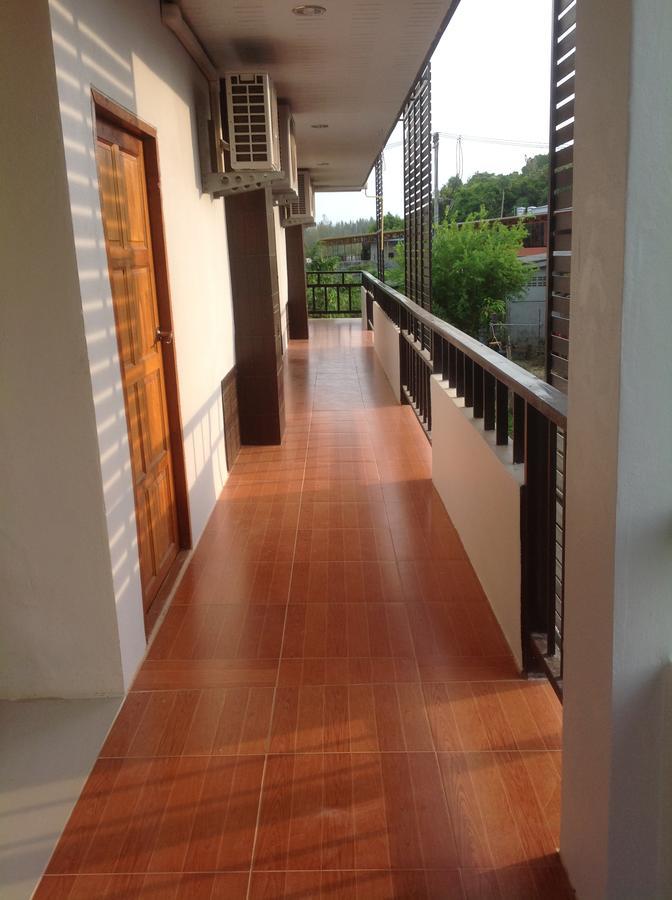 Poonsap Apartment Ban Ai Dao Extérieur photo